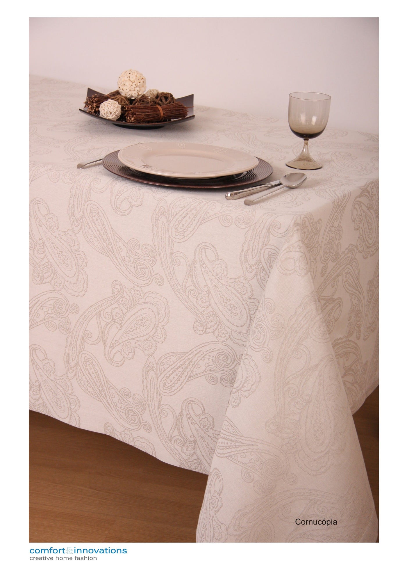 St. Pierre Cornucopia Table Linen