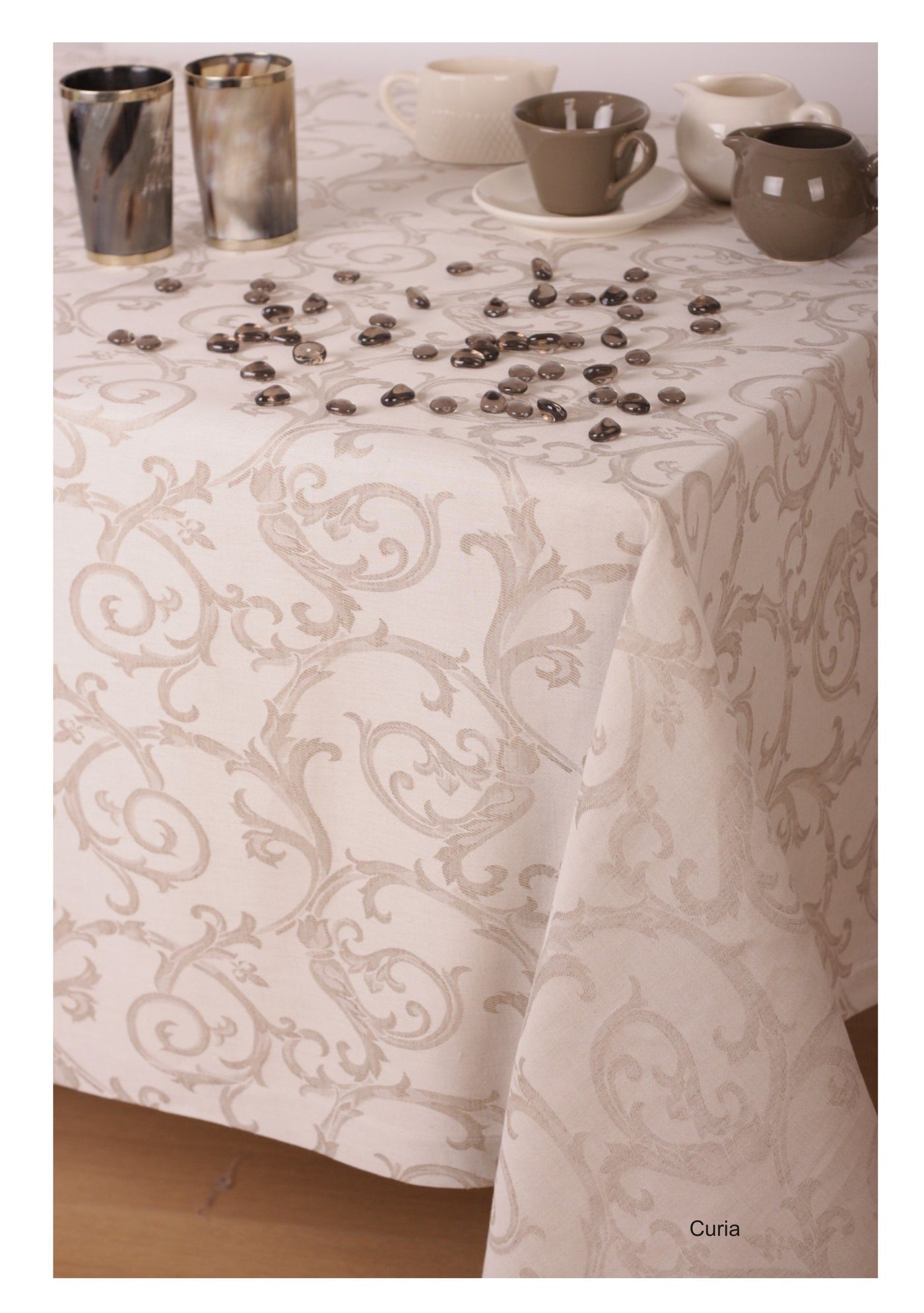 St. Pierre Curia Table Linen